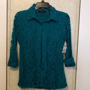 Very pretty shirt 💕 Size S - NWT